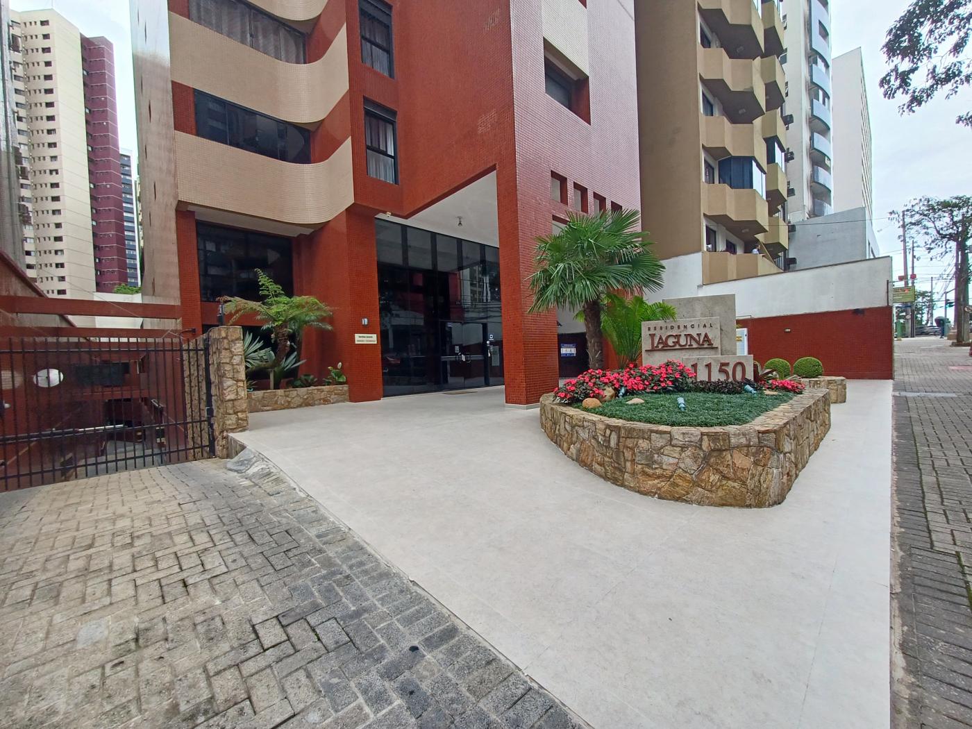 Apartamento, 3 quartos, 133 m² - Foto 2